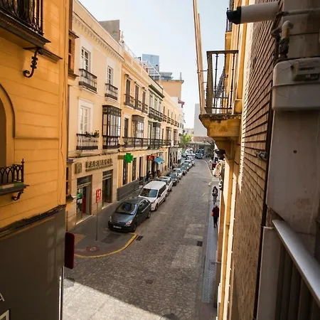Piso Plaza Del Duque *